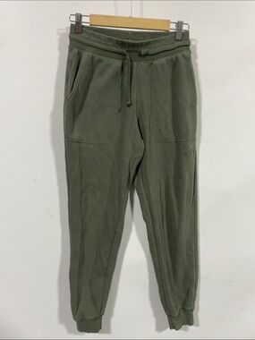 The North Face Men's Olive Green Sweatpants Joggers